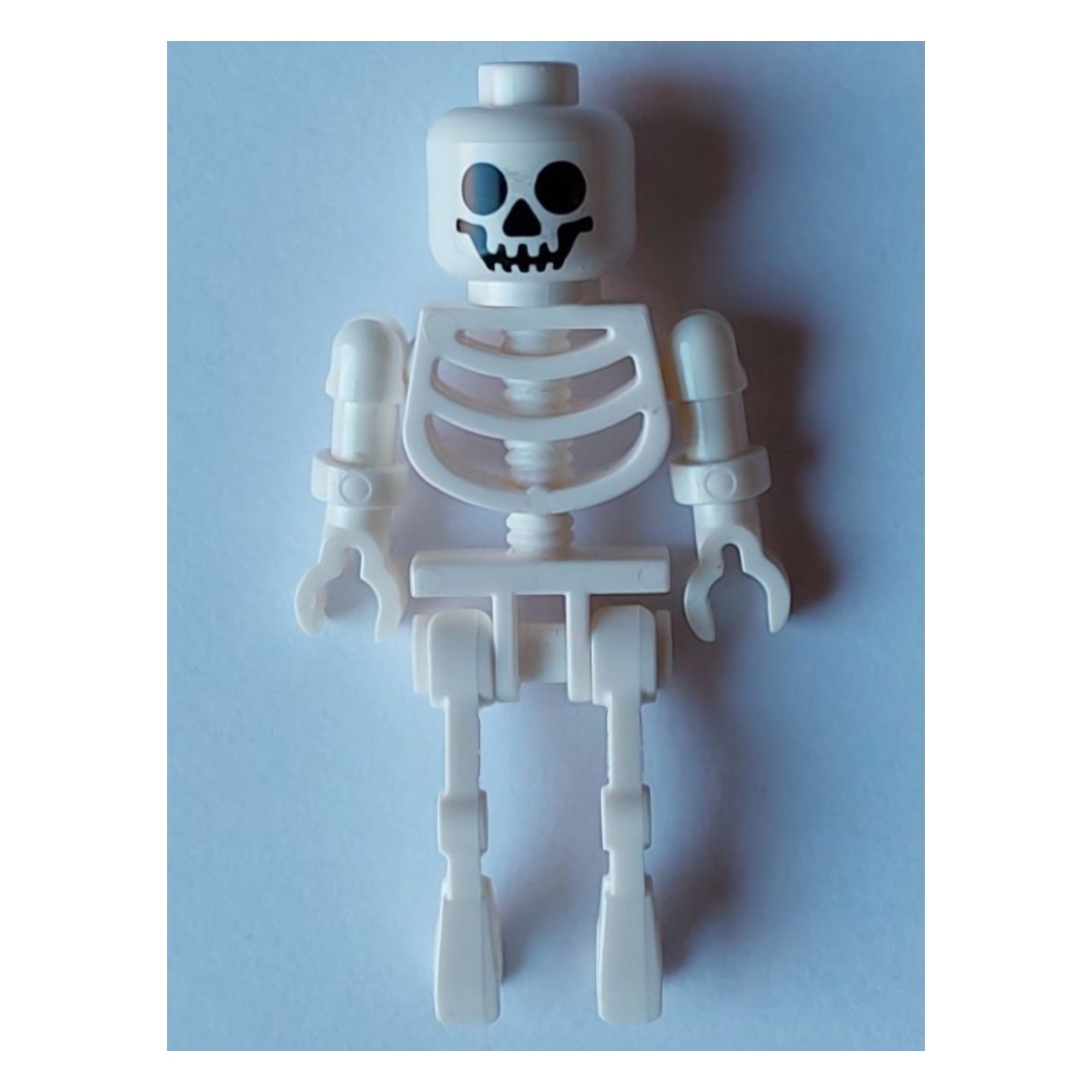 LEGO Minifigur Skeleton - Standard Skull, Floppy Arms, Arms as Legs (gen176a)