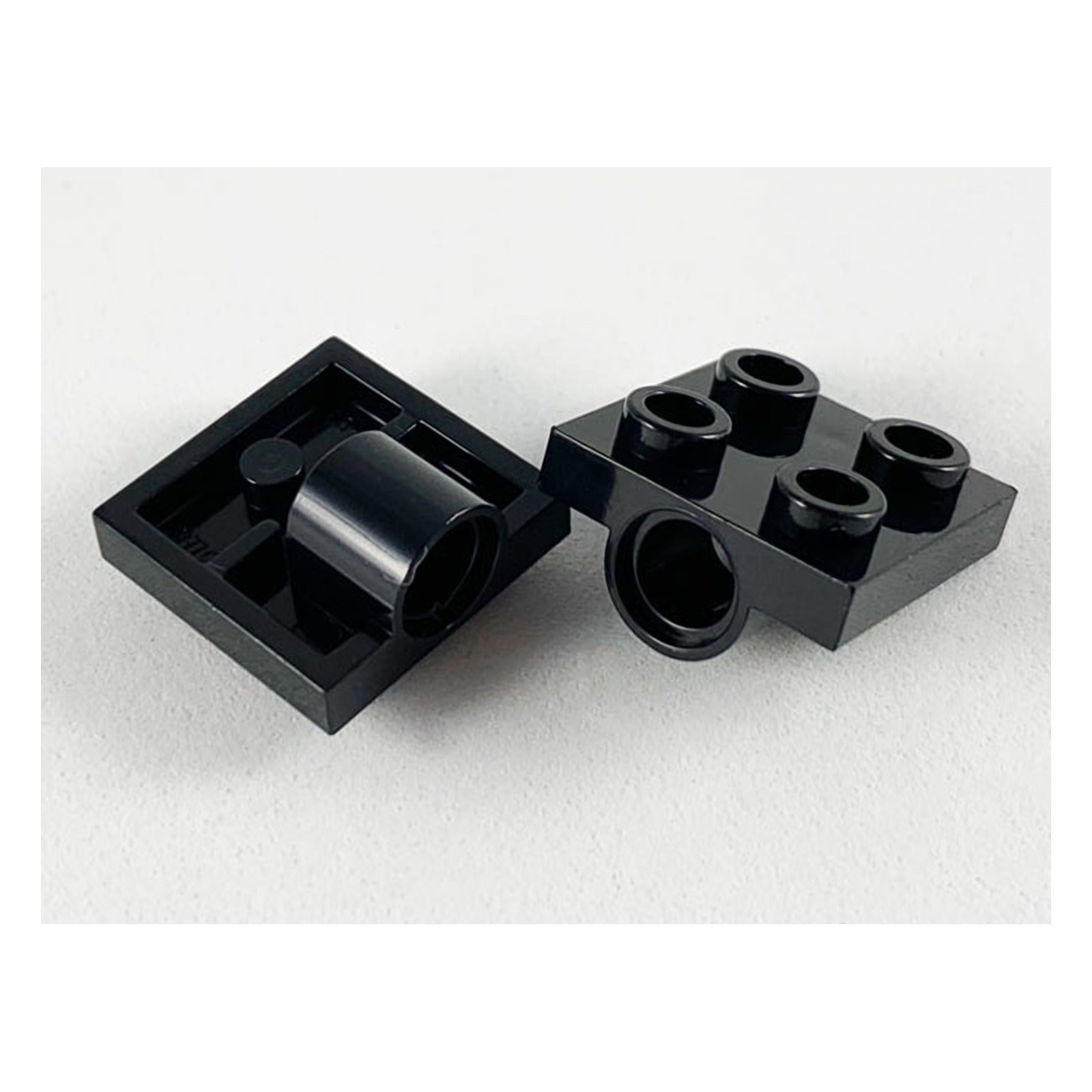 LEGO Platte modifiziert 2 x 2 mit Pinloch (2444) – Farbe wählbar – 3 Farben